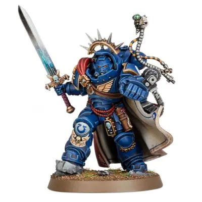 Captain in gravis armour, space marines, warhammer 40k, games workshop, model 48-70